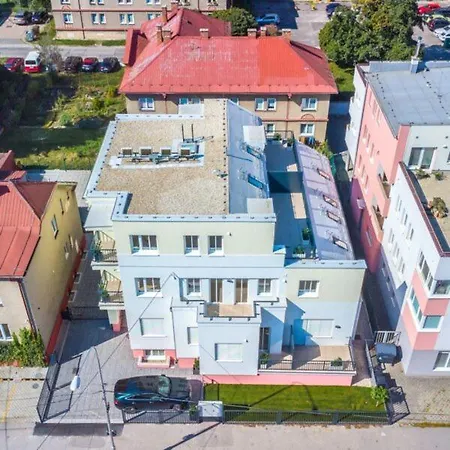Apartament Advokat V Centre S Parkovanim Luxusny Martin